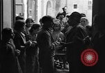 Immagine di Governo militare alleato officer Prata Sannita Italia, 1943, secondo 9 filmato di repertorio 65675076946