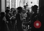 Immagine di Governo militare alleato officer Prata Sannita Italia, 1943, secondo 11 filmato di repertorio 65675076946