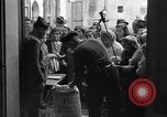 Immagine di Governo militare alleato officer Prata Sannita Italia, 1943, secondo 14 filmato di repertorio 65675076946