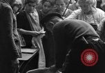 Immagine di Governo militare alleato officer Prata Sannita Italia, 1943, secondo 44 filmato di repertorio 65675076946