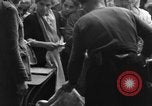 Immagine di Governo militare alleato officer Prata Sannita Italia, 1943, secondo 46 filmato di repertorio 65675076946