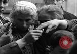 Immagine di Governo militare alleato officer Prata Sannita Italia, 1943, secondo 17 filmato di repertorio 65675076947