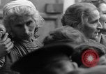 Immagine di Governo militare alleato officer Prata Sannita Italia, 1943, secondo 33 filmato di repertorio 65675076947