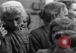 Immagine di Governo militare alleato officer Prata Sannita Italia, 1943, secondo 34 filmato di repertorio 65675076947