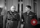 Standbild Offiziere Nordafrika, 1943, aus Sekunde 14 historischem Filmmaterial Videoclip 65675076948