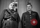 Standbild Offiziere Nordafrika, 1943, aus Sekunde 26 historischem Filmmaterial Videoclip 65675076948