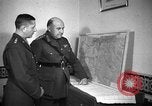 Standbild Offiziere Nordafrika, 1943, aus Sekunde 59 historischem Filmmaterial Videoclip 65675076948