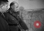 Standbild Offiziere Nordafrika, 1943, aus Sekunde 61 historischem Filmmaterial Videoclip 65675076948