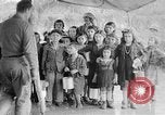 Standbild amerikanische Soldaten Italien, 1943, aus Sekunde 17 historischem Filmmaterial Videoclip 65675076951