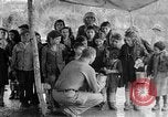 Standbild amerikanische Soldaten Italien, 1943, aus Sekunde 24 historischem Filmmaterial Videoclip 65675076951