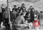Standbild amerikanische Soldaten Italien, 1943, aus Sekunde 27 historischem Filmmaterial Videoclip 65675076951