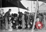 Standbild amerikanische Soldaten Italien, 1943, aus Sekunde 43 historischem Filmmaterial Videoclip 65675076951