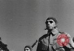 Standbild amerikanischen Fallschirmjäger United States USA, 1943, aus Sekunde 30 historischem Filmmaterial Videoclip 65675076952
