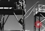 Standbild amerikanischen Fallschirmjäger United States USA, 1943, aus Sekunde 57 historischem Filmmaterial Videoclip 65675076952