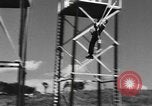 Standbild amerikanischen Fallschirmjäger United States USA, 1943, aus Sekunde 58 historischem Filmmaterial Videoclip 65675076952