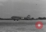 Standbild amerikanischen Fallschirmjäger United States USA, 1943, aus Sekunde 31 historischem Filmmaterial Videoclip 65675076953