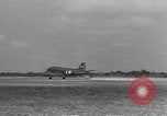 Standbild amerikanischen Fallschirmjäger United States USA, 1943, aus Sekunde 33 historischem Filmmaterial Videoclip 65675076953