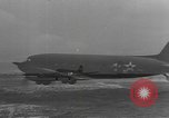 Standbild amerikanischen Fallschirmjäger United States USA, 1943, aus Sekunde 34 historischem Filmmaterial Videoclip 65675076953