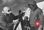 Standbild amerikanischen Fallschirmjäger United States USA, 1943, aus Sekunde 34 historischem Filmmaterial Videoclip 65675076954