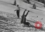 Standbild amerikanischen Fallschirmjäger United States USA, 1943, aus Sekunde 59 historischem Filmmaterial Videoclip 65675076954