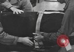 Standbild amerikanischen Fallschirmjäger United States USA, 1943, aus Sekunde 12 historischem Filmmaterial Videoclip 65675076955