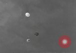 Standbild amerikanischen Fallschirmjäger United States USA, 1943, aus Sekunde 34 historischem Filmmaterial Videoclip 65675076955