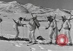 Standbild amerikanischen Fallschirmjäger United States USA, 1943, aus Sekunde 56 historischem Filmmaterial Videoclip 65675076955