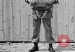 Standbild amerikanischen Fallschirmjäger Fort Bragg North Carolina USA, 1942, aus Sekunde 14 historischem Filmmaterial Videoclip 65675076957