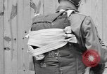 Standbild amerikanischen Fallschirmjäger Fort Bragg North Carolina USA, 1942, aus Sekunde 24 historischem Filmmaterial Videoclip 65675076957