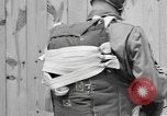Standbild amerikanischen Fallschirmjäger Fort Bragg North Carolina USA, 1942, aus Sekunde 25 historischem Filmmaterial Videoclip 65675076957