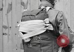 Standbild amerikanischen Fallschirmjäger Fort Bragg North Carolina USA, 1942, aus Sekunde 26 historischem Filmmaterial Videoclip 65675076957