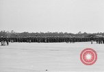 Standbild amerikanischen Fallschirmjäger Fort Bragg North Carolina USA, 1942, aus Sekunde 11 historischem Filmmaterial Videoclip 65675076958