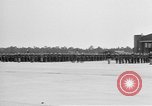Standbild amerikanischen Fallschirmjäger Fort Bragg North Carolina USA, 1942, aus Sekunde 14 historischem Filmmaterial Videoclip 65675076958