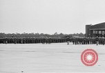 Standbild amerikanischen Fallschirmjäger Fort Bragg North Carolina USA, 1942, aus Sekunde 15 historischem Filmmaterial Videoclip 65675076958