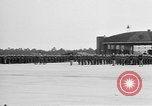 Standbild amerikanischen Fallschirmjäger Fort Bragg North Carolina USA, 1942, aus Sekunde 18 historischem Filmmaterial Videoclip 65675076958