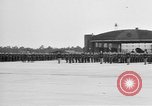 Standbild amerikanischen Fallschirmjäger Fort Bragg North Carolina USA, 1942, aus Sekunde 19 historischem Filmmaterial Videoclip 65675076958