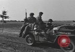 Standbild 101 Airborne Division in den Niederlanden Sohn Niederlande, 1944, aus Sekunde 8 historischem Filmmaterial Videoclip 65675076959