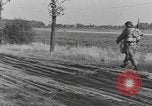 Standbild 101 Airborne Division in den Niederlanden Sohn Niederlande, 1944, aus Sekunde 16 historischem Filmmaterial Videoclip 65675076959