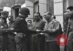 Standbild Krieg Korrespondenten Puxe Frankreich, 1944, aus Sekunde 44 historischem Filmmaterial Videoclip 65675076961