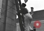 Image civils français Luxeuil-Les-bains France, 1944, de la seconde 17 séquences d'archives historiques vidéo 65675076966
