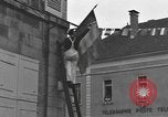 Image civils français Luxeuil-Les-bains France, 1944, de la seconde 58 séquences d'archives historiques vidéo 65675076966