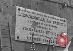 Immagine di Civili francese Luxeuil-Les-Bains Francia, 1944, secondo 22 filmato di repertorio 65675076967