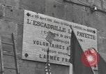 Immagine di Civili francese Luxeuil-Les-Bains Francia, 1944, secondo 30 filmato di repertorio 65675076967