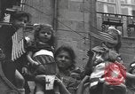 Immagine di Civili francese Luxeuil-Les-Bains Francia, 1944, secondo 53 filmato di repertorio 65675076967