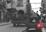 Immagine di Civili francese Luxeuil-Les-Bains Francia, 1944, secondo 62 filmato di repertorio 65675076967