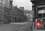 Immagine di La masterizzazione di veicolo blindato in città Nijmegen Paesi Bassi, 1944, secondo 4 filmato di repertorio 65675076969
