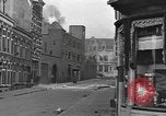 Immagine di La masterizzazione di veicolo blindato in città Nijmegen Paesi Bassi, 1944, secondo 10 filmato di repertorio 65675076969