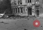 Immagine di La masterizzazione di veicolo blindato in città Nijmegen Paesi Bassi, 1944, secondo 25 filmato di repertorio 65675076969