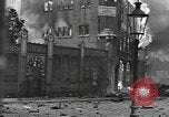 Immagine di La masterizzazione di veicolo blindato in città Nijmegen Paesi Bassi, 1944, secondo 30 filmato di repertorio 65675076969