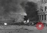 Immagine di La masterizzazione di veicolo blindato in città Nijmegen Paesi Bassi, 1944, secondo 37 filmato di repertorio 65675076969